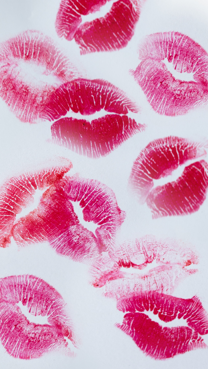 Pink lip-print artwork from the RHA Collection campaign